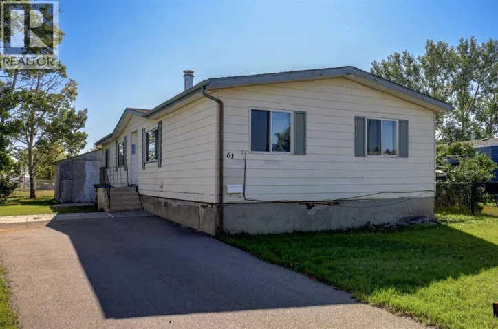 61 Huntstrom Drive NE, Calgary, Alberta T2K5V5