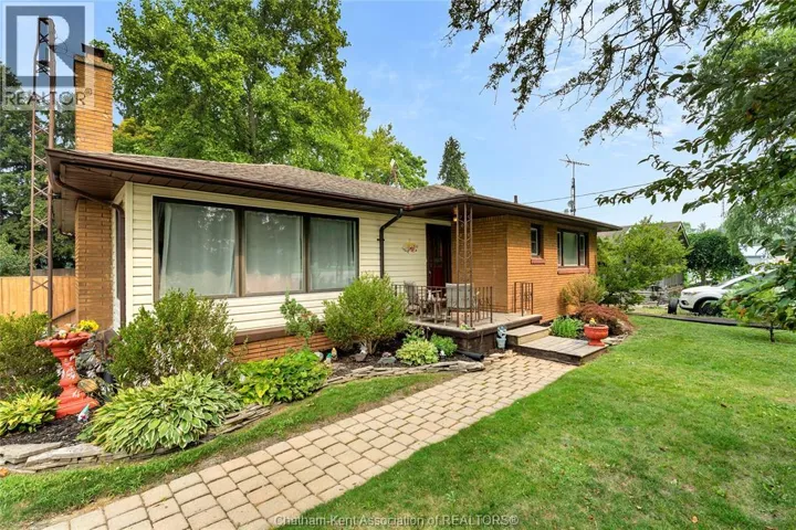 9467 LONGWOODS ROAD, Chatham Township, Ontario N7M5J7