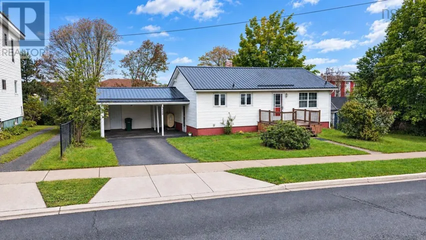 110 Park Street, Stellarton, Nova Scotia B0K1S0