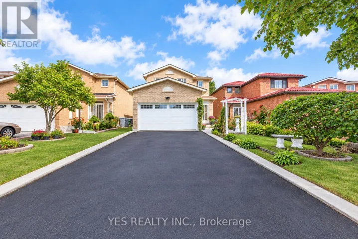 7 COLCHESTER AVENUE, Brampton (Heart Lake West), Ontario L6Z3R1
