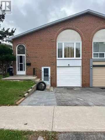 GROUND FLOOR - 118 HILDENBORO SQUARE, Toronto (L'Amoreaux), Ontario M1W1Y3