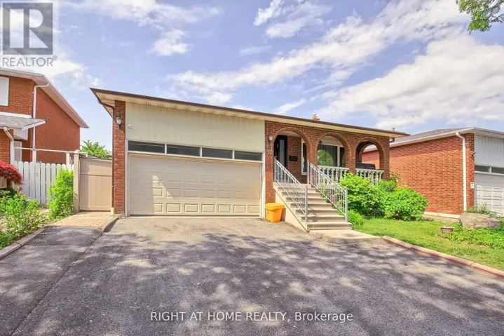 #02 - 37 CHERRY HILLS ROAD, Vaughan (Glen Shields), Ontario L4K1M2