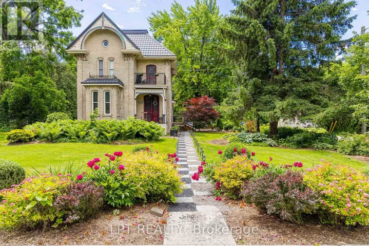 283 HASTINGS STREET, North Middlesex (Parkhill), Ontario N0M2K0