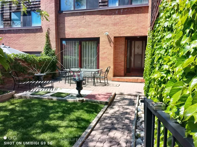 6 LAURIE SHEPWAY, Toronto (Don Valley Village), Ontario M2J1X6