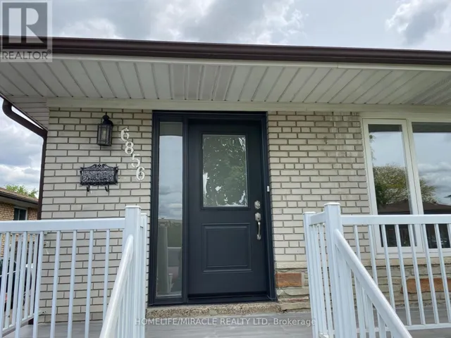 6856 DARCEL AVENUE, Mississauga (Malton), Ontario L4T2W5