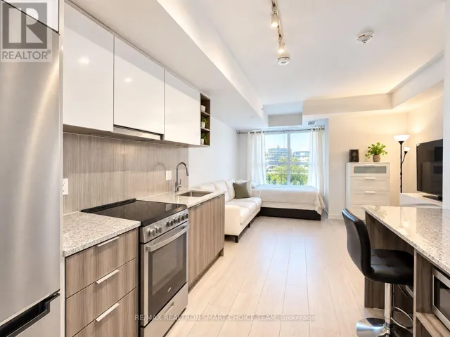 427 - 31 TIPPETT ROAD, Toronto (Clanton Park), Ontario M3H0C8