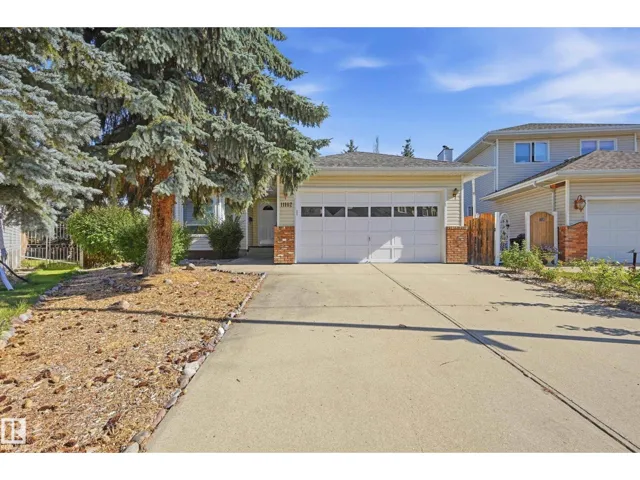 11102 11A AV NW, Edmonton, Alberta T6J6R9