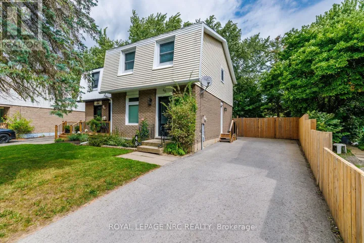 46 GRAYSTONE CRESCENT, Welland (N. Welland), Ontario L3C6G7