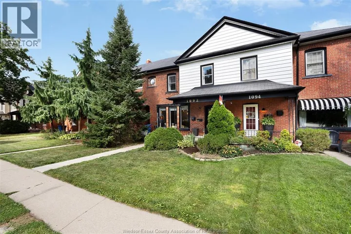 1092 MONMOUTH ROAD, Windsor, Ontario N8Y3L7