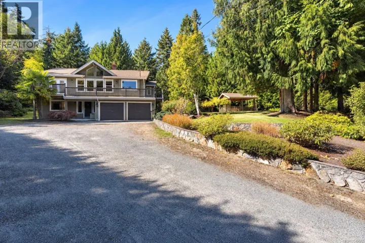 1453 Honeysuckle Pl, North Saanich, British Columbia V8L5J8