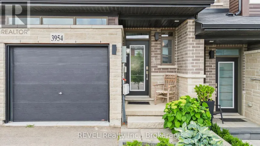 3954 CROWN STREET, Lincoln (Beamsville), Ontario L3J0T1