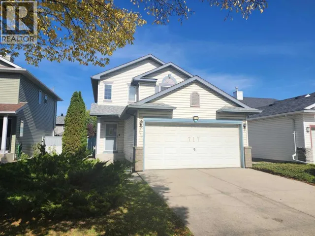 717 Harvest Hills Drive NE, Calgary, Alberta T3K4R3
