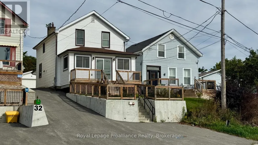 30 ALEXANDER STREET, Port Hope, Ontario L1A1B2