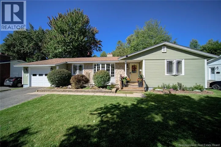 35 Walker Street, Fredericton, New Brunswick E3A3E2