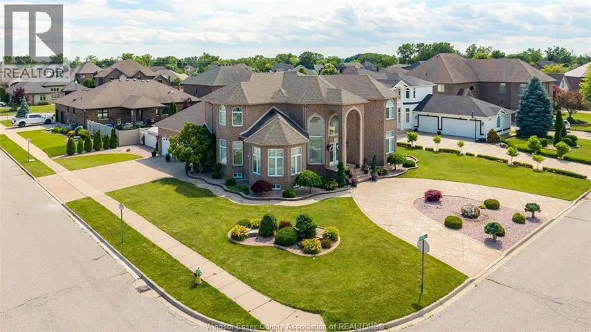498 CLYDESDALE, Lakeshore, Ontario N0R1A0