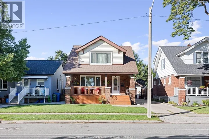 1863 PILLETTE, Windsor, Ontario N8T1P2