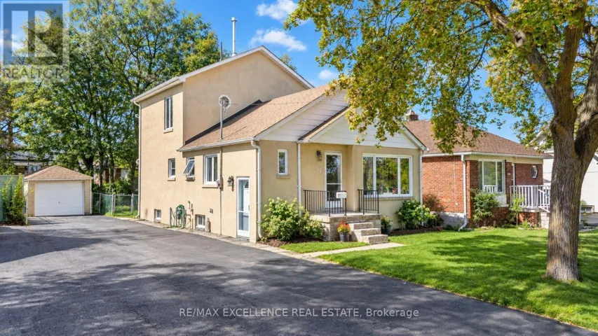 49 BARRHEAD CRESCENT, Toronto (Rexdale-Kipling), Ontario M9W3Z8
