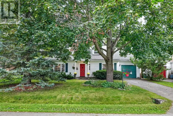 250 FAIRCREST ROAD, Ottawa, Ontario K1H5E1