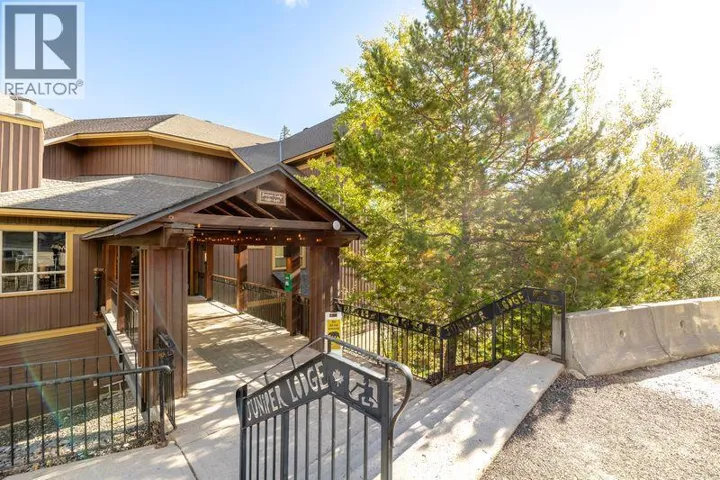 4559 TIMBERLINE Crescent Unit# 611B, Fernie, British Columbia V0B1M6