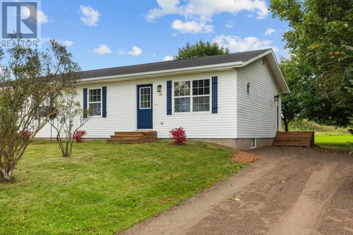 18 Kingston Road, Cornwall, Prince Edward Island C0A1H8