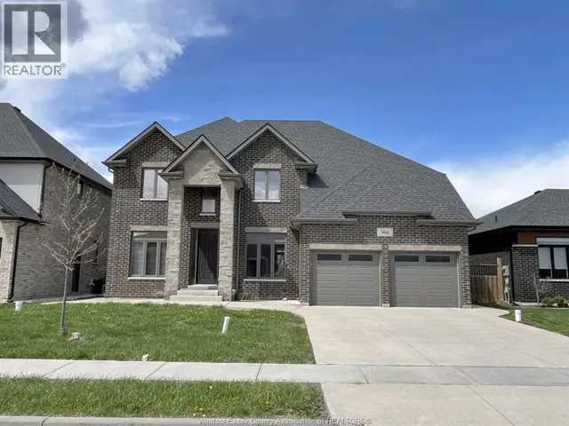 566 MAGUIRE STREET, Windsor, Ontario N9E0A6
