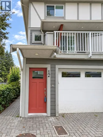 12 1027 College St, Duncan, British Columbia V9L2E8