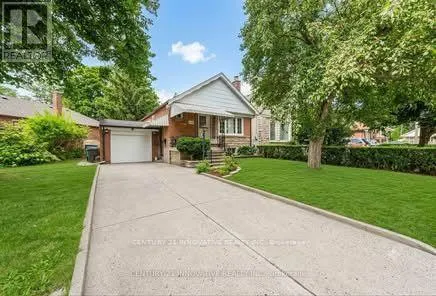 MAIN - 240 PARKVIEW HILL CRESCENT, Toronto (O'Connor-Parkview), Ontario M4B1S3