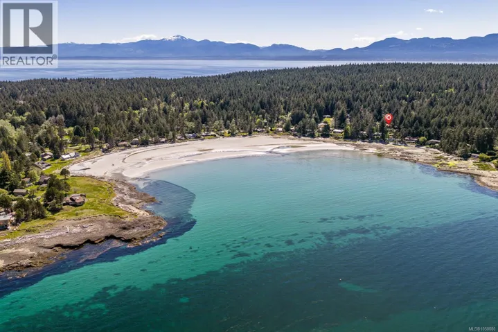 7690 Anderson Dr, Hornby Island, British Columbia V0R1Z0