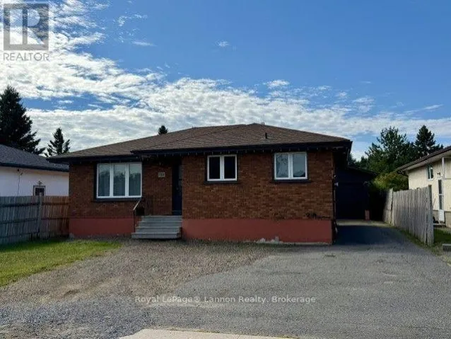 782 JAMES STREET N, Thunder Bay (Northwood Park), Ontario P7C5N3