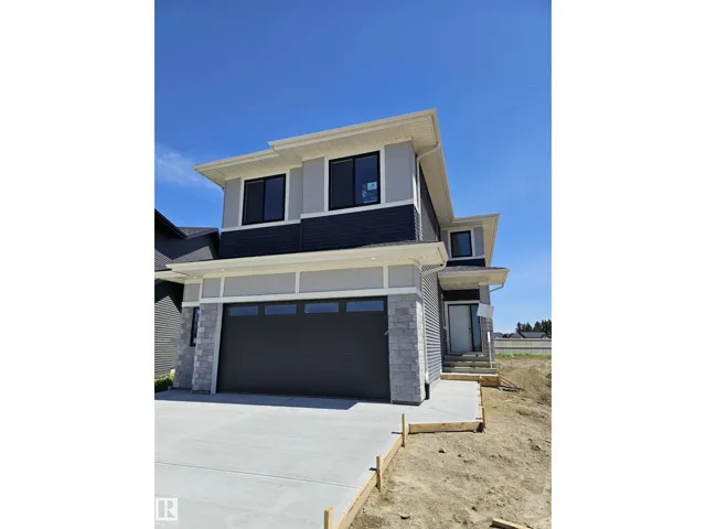 3311 Chernowski Way SW, Edmonton, Alberta T6W5H2