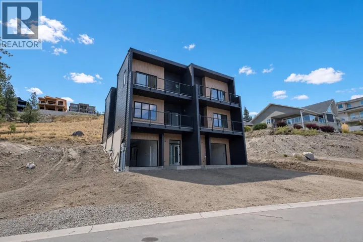 2830 EVERGREEN Drive Unit# 101, Penticton, British Columbia V2A0C2