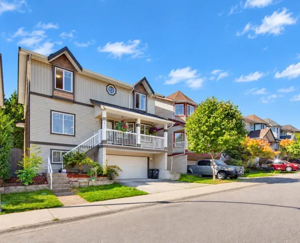 6615 205 STREET, Langley, British Columbia V2Y2X8