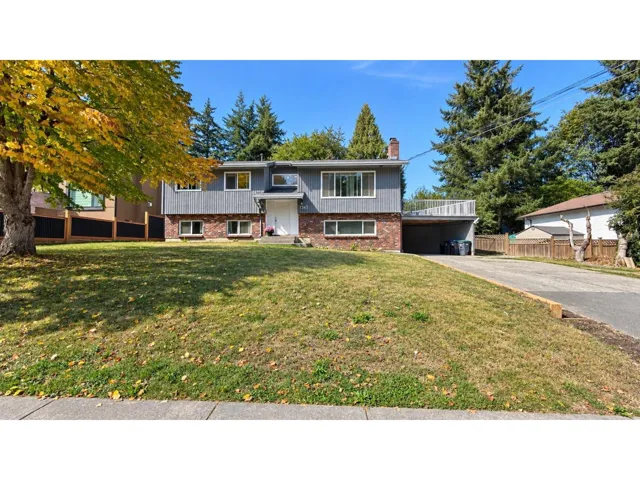 7545 143 STREET, Surrey, British Columbia V3W5P2