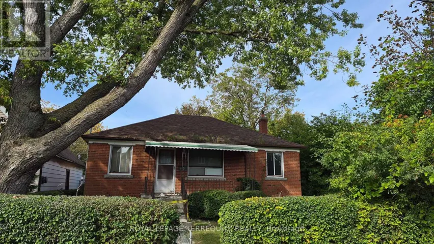 228 SOUTH WOODROW BOULEVARD, Toronto (Birchcliffe-Cliffside), Ontario M1N3L9
