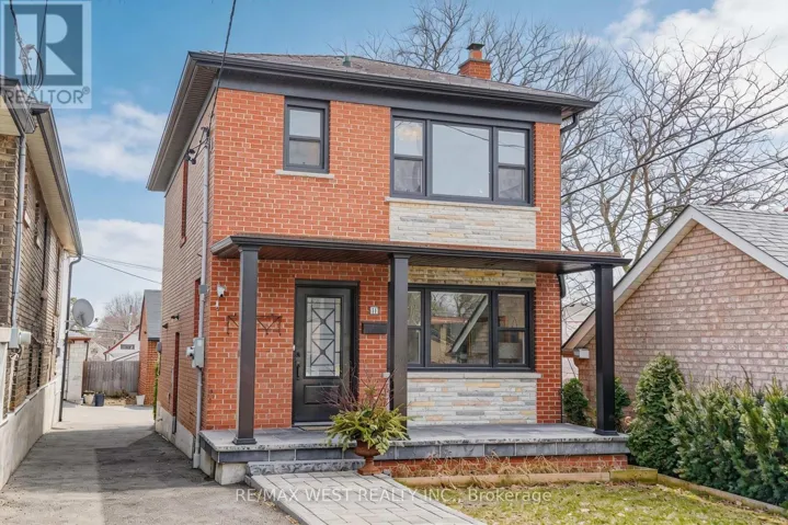 11 HELEN AVENUE, Toronto (Keelesdale-Eglinton West), Ontario M6N2B4