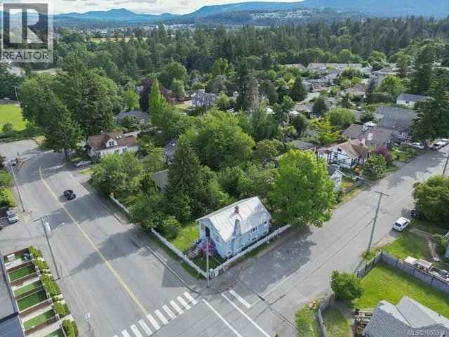 307, 311, 315 Holly Ave, Nanaimo, British Columbia V9S3M3