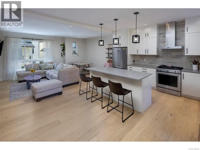 2835 Turnstyle Cres, Langford, British Columbia V9B0T8