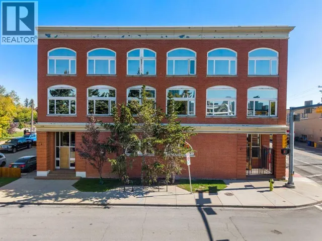 301, 812 8 Street SE, Calgary, Alberta T2G2Z2