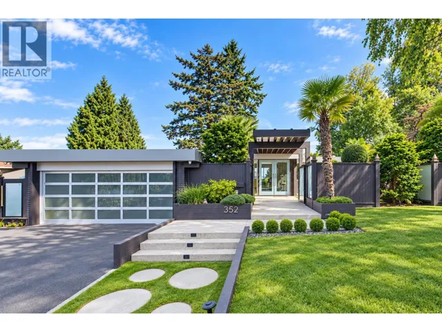 352 54 STREET, Delta, British Columbia V4M3G5