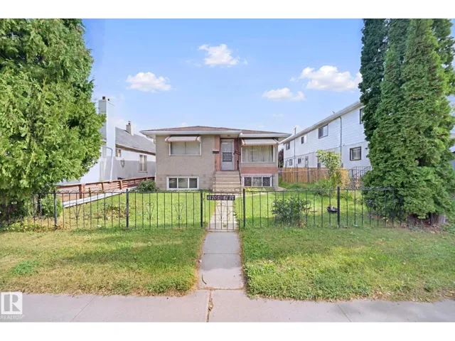 11705 81 ST NW, Edmonton, Alberta T5B2S3