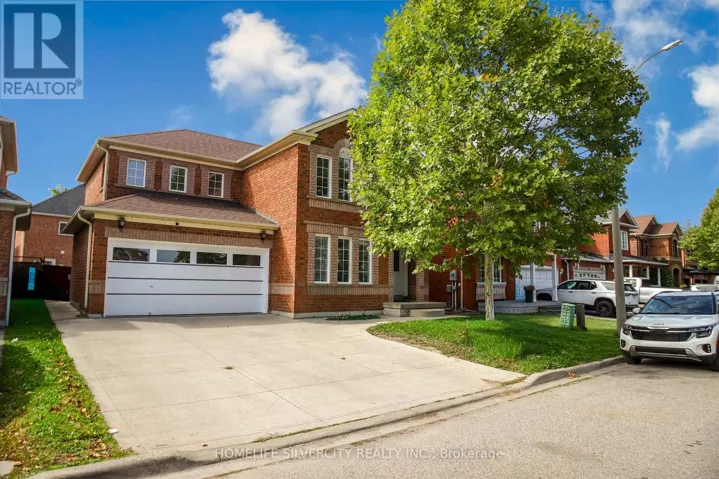 22 MEADOW GLADE ROAD, Brampton (Sandringham-Wellington), Ontario L6R1Z7