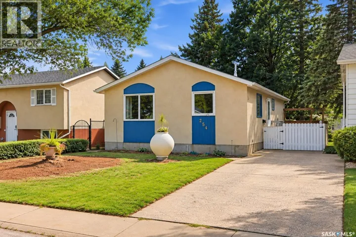 254 McMaster CRESCENT, Saskatoon, Saskatchewan S7H4E3