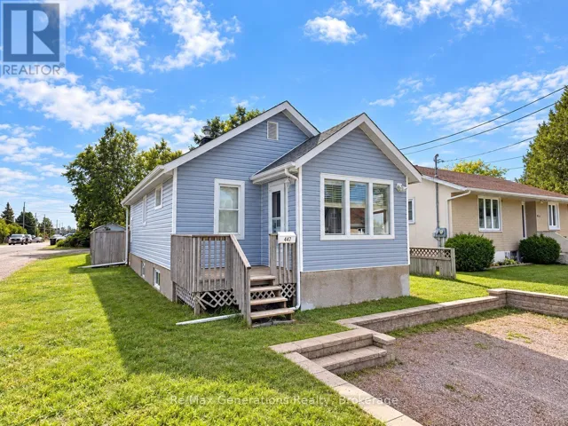 447 RITA STREET, Thunder Bay (Current River), Ontario P7A1H8