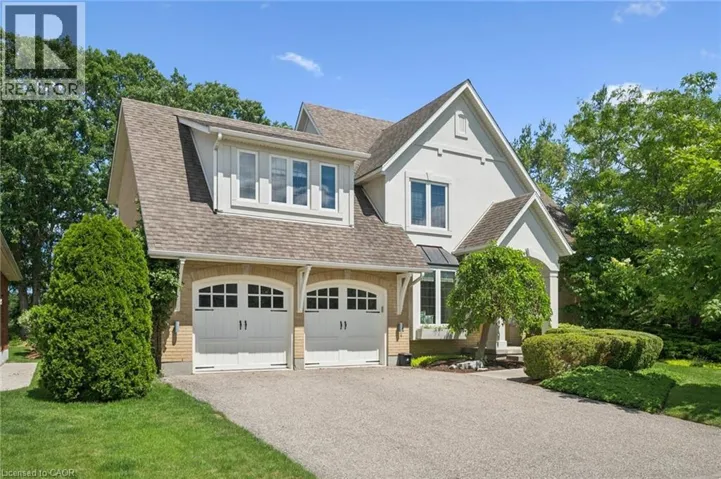 576 FALCONRIDGE Crescent, Kitchener, Ontario N2K4J2