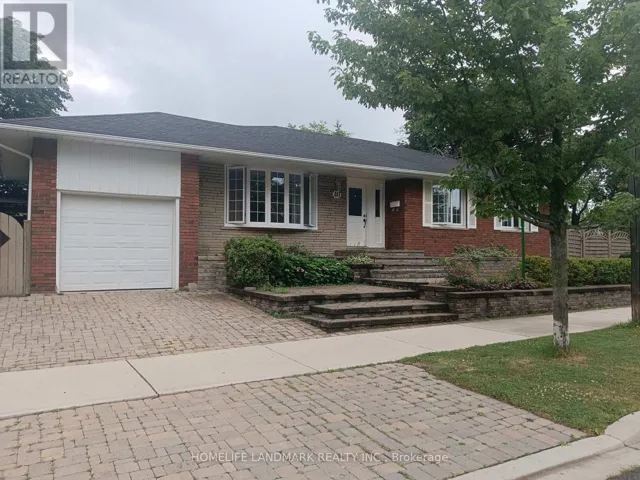 40 CARSBROOKE ROAD, Toronto (Etobicoke West Mall), Ontario M9C3C1