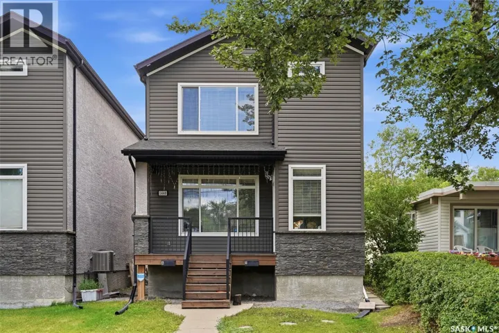 1448 McIntosh STREET, Regina, Saskatchewan S4T5C3