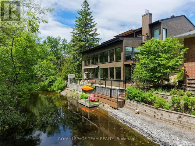 34 RIDEAUVIEW TERRACE, Ottawa, Ontario K2C3R9