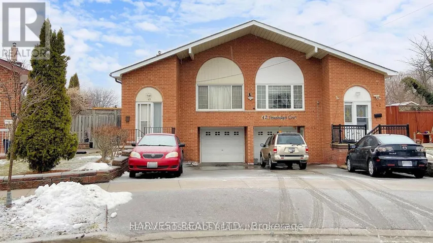 40 GREENHEDGES COURT, Toronto (Malvern), Ontario M1B1T2