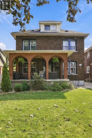 17 TUXEDO AVENUE S, Hamilton (Delta), Ontario L8K2R7
