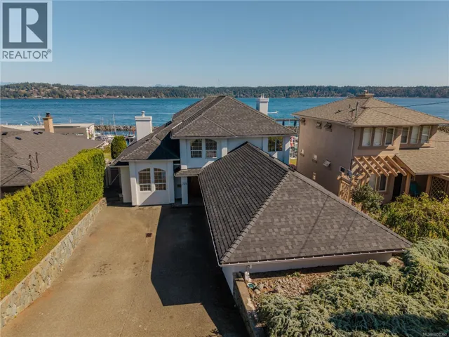 725 Thulin St, Campbell River, British Columbia V9W2L4